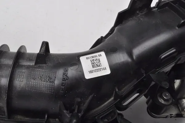 BMW F10 F11 F20 F21 F30 F31 F32 2.0 D Coletor de admissão 8513655 image 2