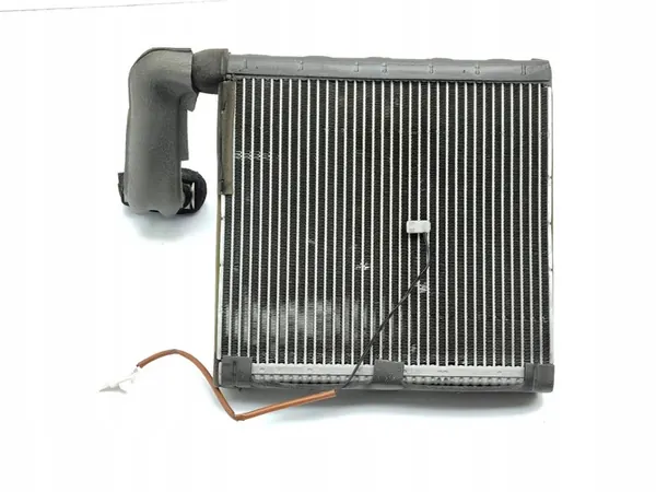 Mazda 6 2013 A/C Lämmitinradiaattori AMD173540 image 3