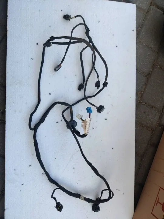 Parkeringssensor kabeldrag OEM A2054403134 image 2
