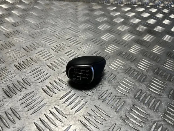 Pomo de cambio OEM PU26253 para Hyundai i20 III 20- image 2