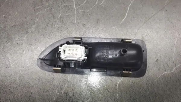 OEM 82000317494 Interruptor ventana derecha trasera Renault image 6