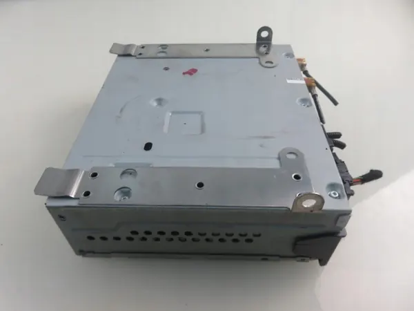 Käytetty Becker-tuner Audi A6 C6 OEM 4E0910541C image 4