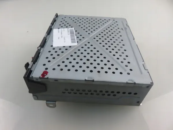 Käytetty Becker-tuner Audi A6 C6 OEM 4E0910541C image 5