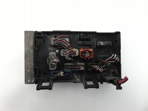 Säkringslåda OEM 04869204AK för Chrysler Voyager image 2