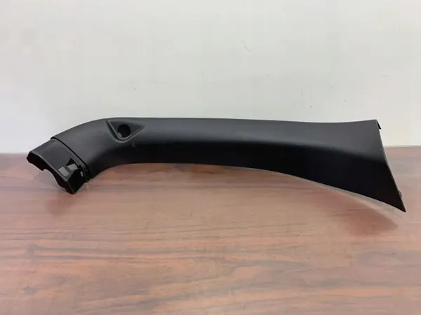 Moldura maletero Subaru Outback OEM 94310AL000 - Usado image 9