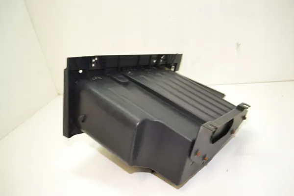 OEM SCHOWEK PODKABINOWY LEWY MERCEDES ACTROS MP4 image 3