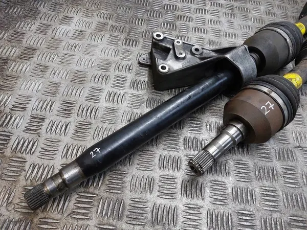 Fram vänster + höger axel Saab 9-3 II 2.2 TiD image 2