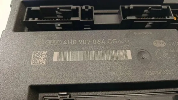 Audi A6 Avant Comfortmodule OEM 4H0907064CG image 4