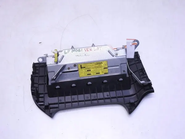 Airbag joelho esquerdo Toyota OEM 739970F03 image 3