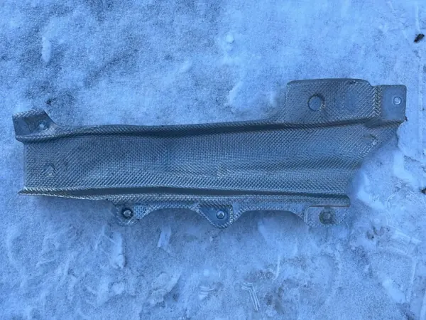 Escudo térmico escape OEM 50538710 Alfa Romeo Giulia image 2