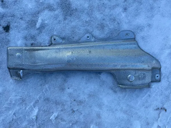 Escudo térmico escape OEM 50538710 Alfa Romeo Giulia image 3