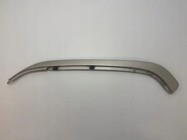 Garniture de pilier arrière BMW 3 E30 OEM 51131906533 image 3