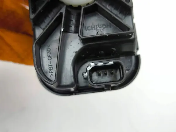 Toyota Corolla E210 Ajovalosäädin OEM AMD174813 image 4