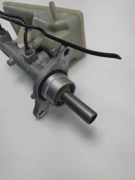 Jarrupumppu säiliö OEM Da8374224a44 Vivarolle image 5