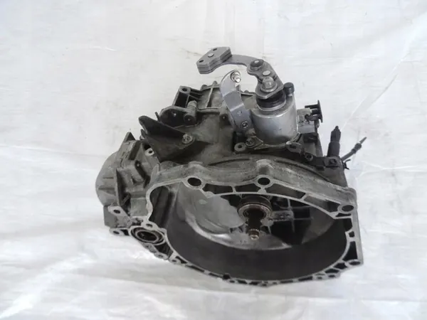 OPEL MOKKA A 1.7 CDTI Vaihteisto 55575539 image 4