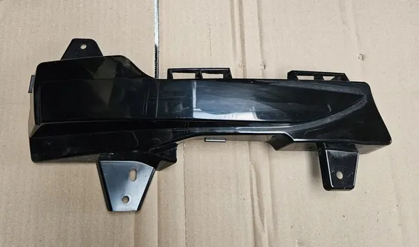 TESLA MODEL 3 2017- Grade de Farol Direito 149002300A image 2