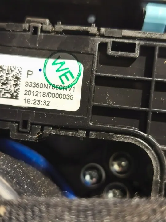 Panel Túnel Hyundai Tucson IV OEM 83350-N7600 image 4