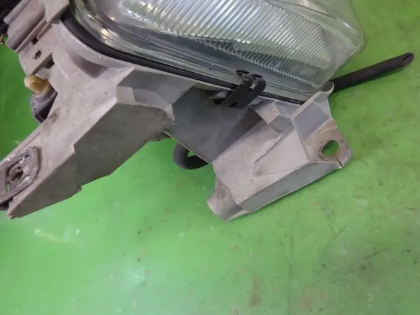 Pha droit avant VALEO pour Saab 9-5 (2001-) image 3