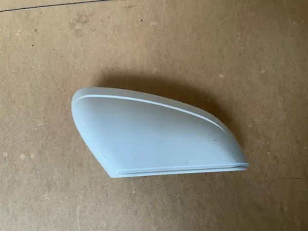 BMW iX peilin kansi oikea puoli OEM 1030190404A image 2