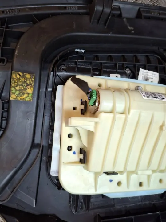 Panneau Console Passager Renault Megane III OEM S26312909 image 9