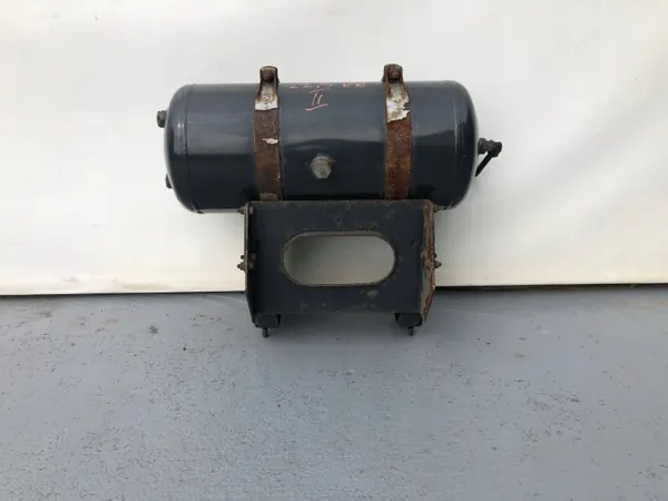 Iveco OE 5801544944N Luftbehälter 22,5" 25L Gebraucht image 4