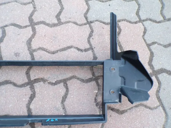Volante de ar inferior Opel OE 42390823 - Usado image 3