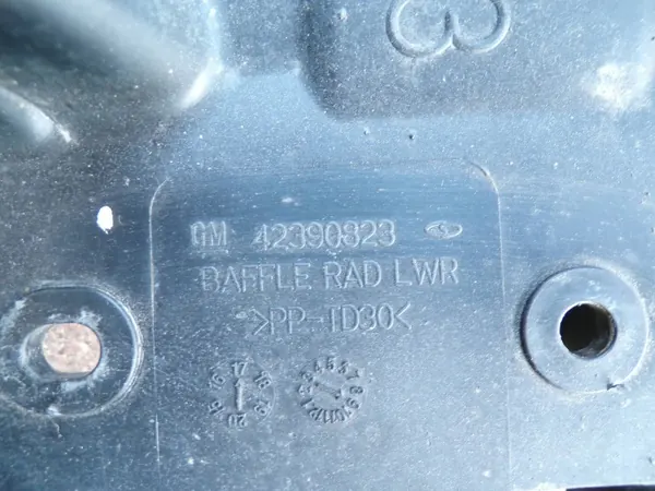 Volante de ar inferior Opel OE 42390823 - Usado image 4