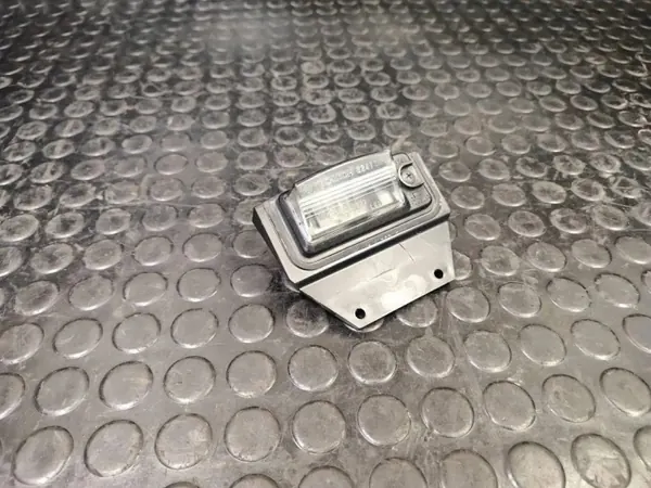Feu de plaque OEM 901631AA0A pour Nissan Murano image 5