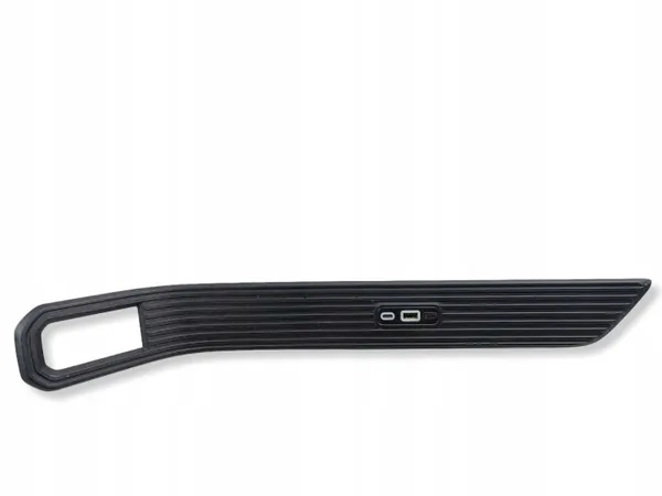 USB-anslutning Jeep Grand Wagoneer 2022 OEM 68422663AC image 2