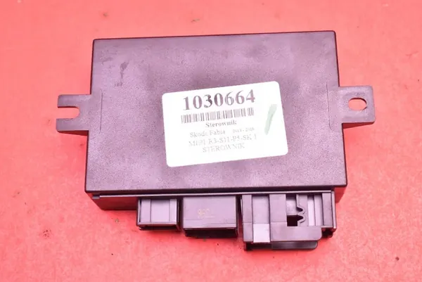 MODULE DE CONTRÔLE HAKA 5Q0907383J SKODA FABIA 3 III image 2