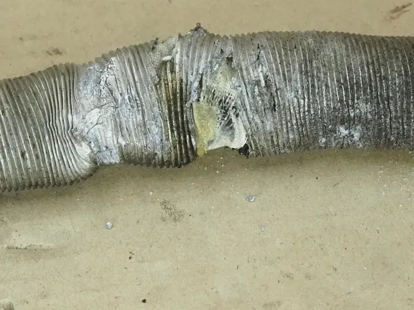 SAAB 9-5 2.0T A/C Putki 5047048 image 3