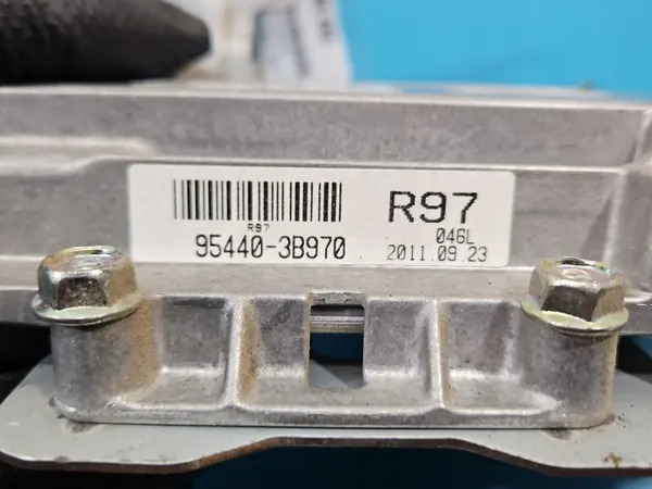 Boîtier de Commande Boîte KIA OEM 95440-3B970 Occasion image 6