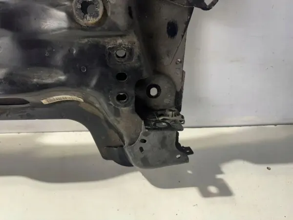 OEM 7CAA67 Etujousipalkki Peugeot 408:lle image 5