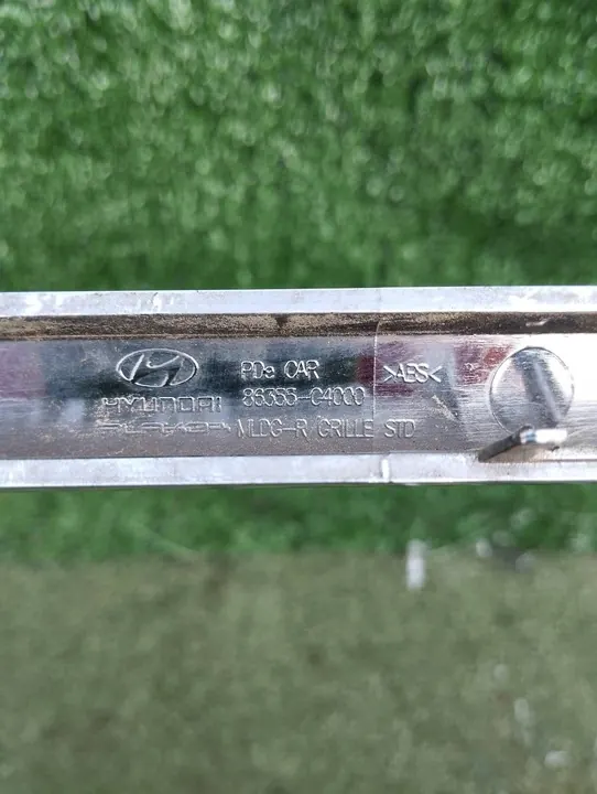Grill Trim Hyundai i30 III 2017- OEM 86355-G4000 image 6