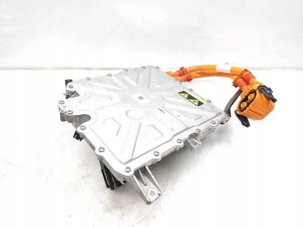 Inversor Polestar 4 OEM P6608114859 - Usado image 10