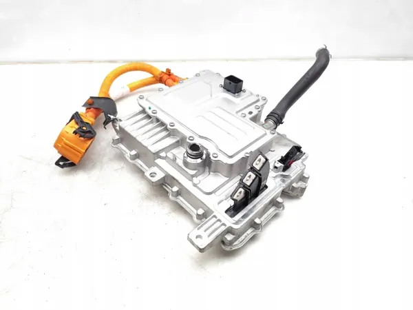 Inversor Polestar 4 OEM P6608114859 - Usado image 5