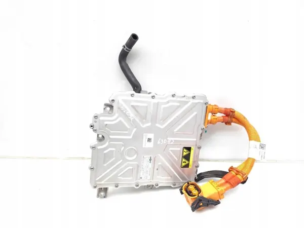Inversor Polestar 4 OEM P6608114859 - Usado image 9