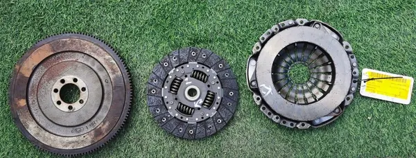 Kytkinsetti RENAULT KANGOO CITAN W415 8200335084 image 5