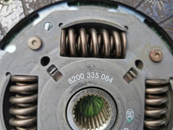 Kytkinsetti RENAULT KANGOO CITAN W415 8200335084 image 7