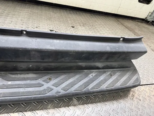 Escalón parachoques OEM A9068803471 Sprinter 906/Crafter image 4