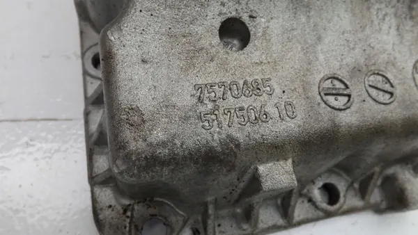 BMW Oljetank 7570685 image 7