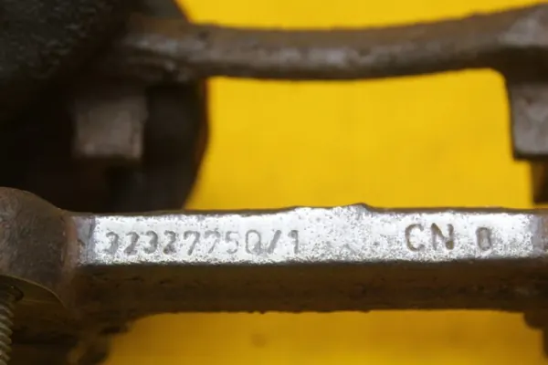 OEM 190 JARZMO OPEL Achterbeugel voor Opel Vivaro I image 7