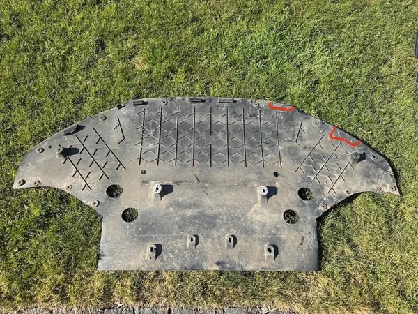 TESLA MODEL S Motorlock Framsidan OEM 1056376-00-C image 3