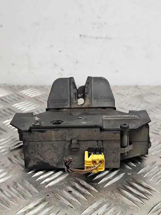 Opel OE 13185566 baklucka lås image 4