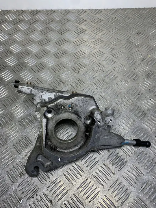 Hyundai Bränslepumpsfäste OEM FOB23838 image 3