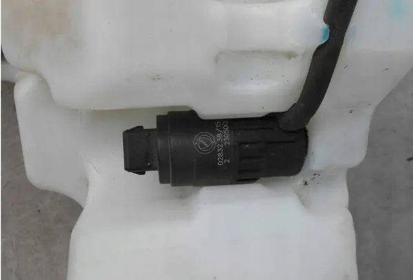 Pyyhkijän nesteen säiliö Peugeot Boxer image 2