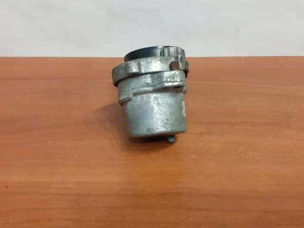 Keilriemenspanner für Lichtmaschine OEM A2742001370 Mercedes-Benz image 7