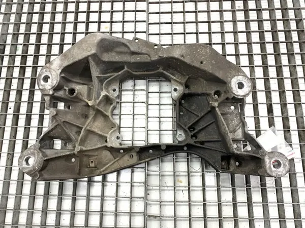 Vaihteiston Kiinnike OEM 4G0399263AC Audi A7 4G 4.0 image 3