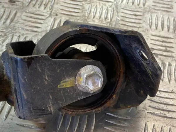 Suzuki SX4 S-Cross Taka-akselin Diff Halter OEM FOB36015 image 3