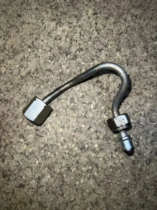 Conduite de carburant BMW OEM 13538506542 Série 5 F10 image 2
